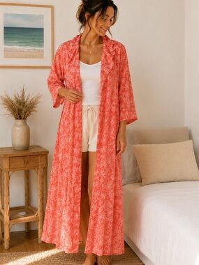 Plum Pretty Sugar Coral Floral Lightweight Long Robe Kimono XL